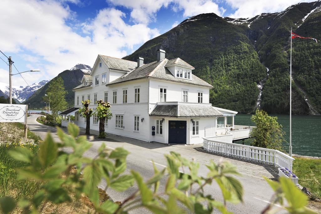 Fjaerland Fjordstove Hotell - Huseby Hotelldrift As Exterior foto